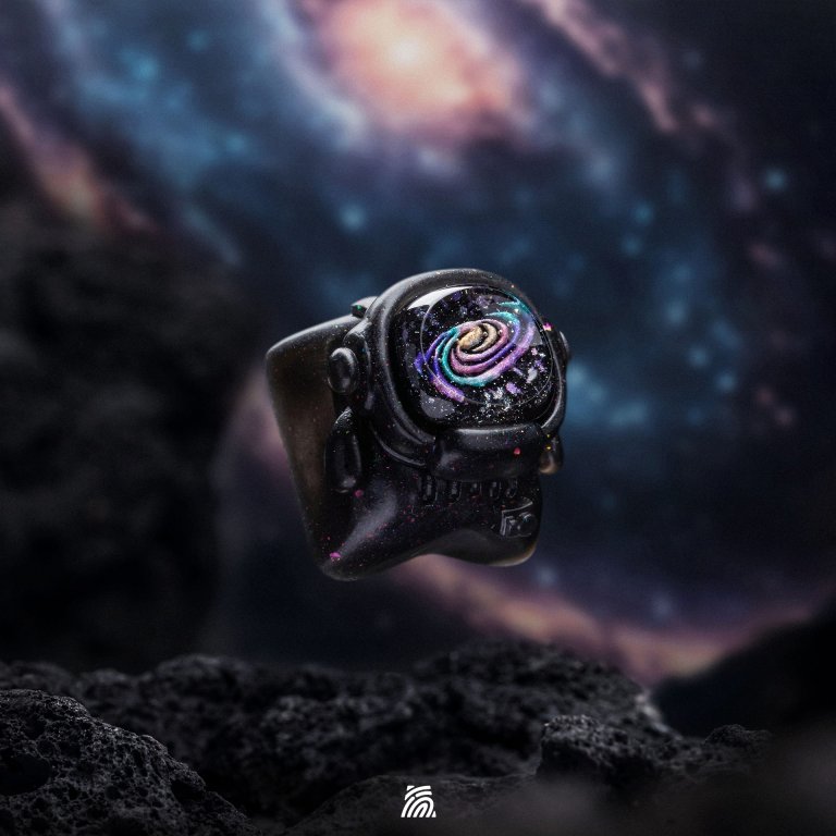 Interstellar Exoboy